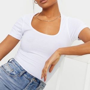 PrettyLittleThing fitted U neck shirt